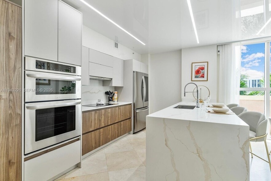 Building Photo - 17555 Atlantic Blvd