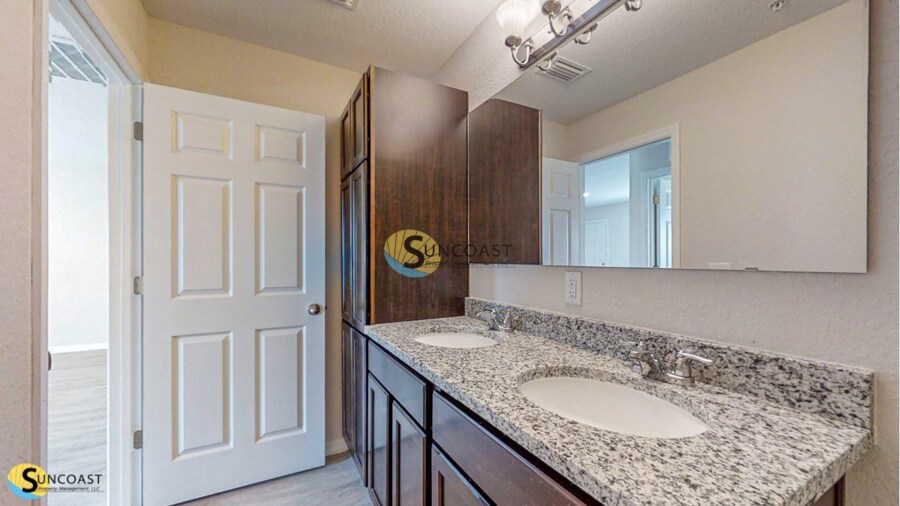 Building Photo - 8154 Juniper Rd