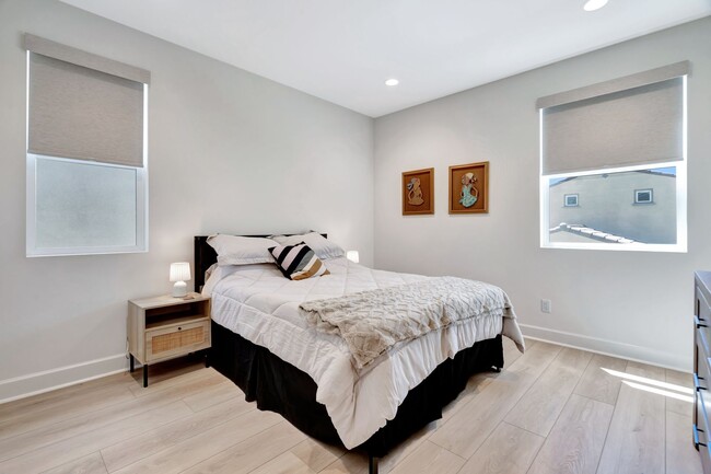 Building Photo - Amazing New Construction House!