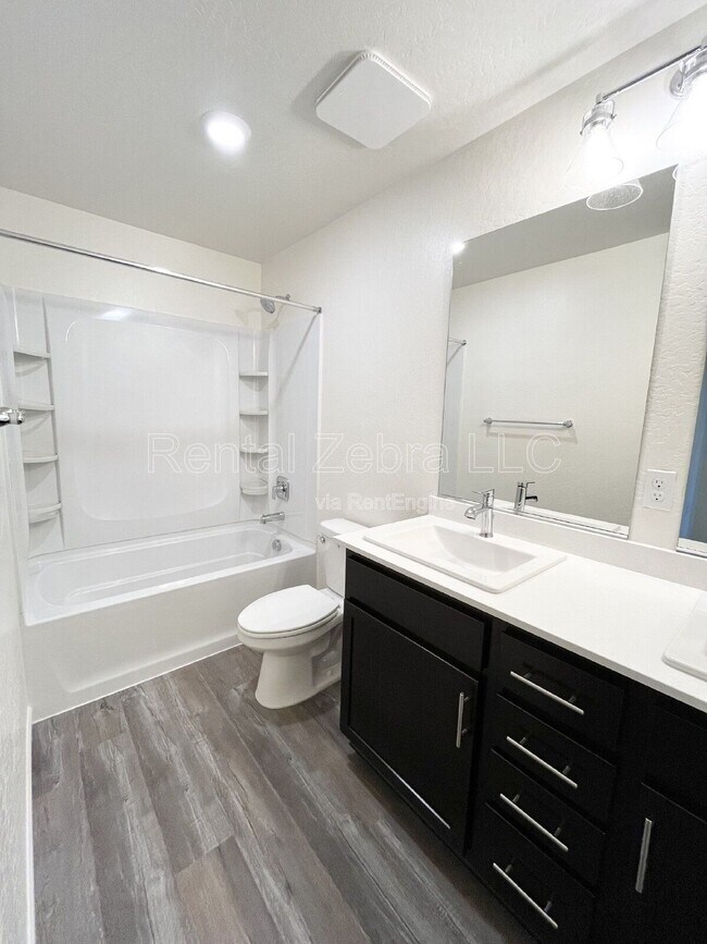 Building Photo - 4063 Cinnabar Ct