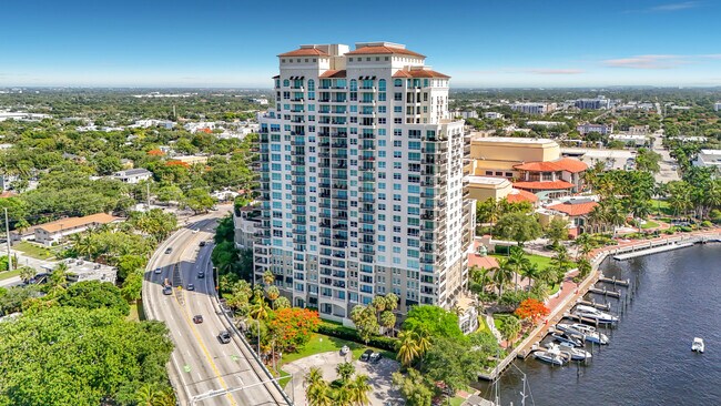 Building Photo - 610 W Las Olas Blvd