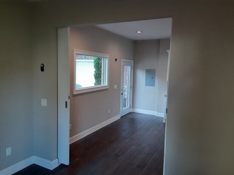 Building Photo - 5134 Belmore Manor Ct
