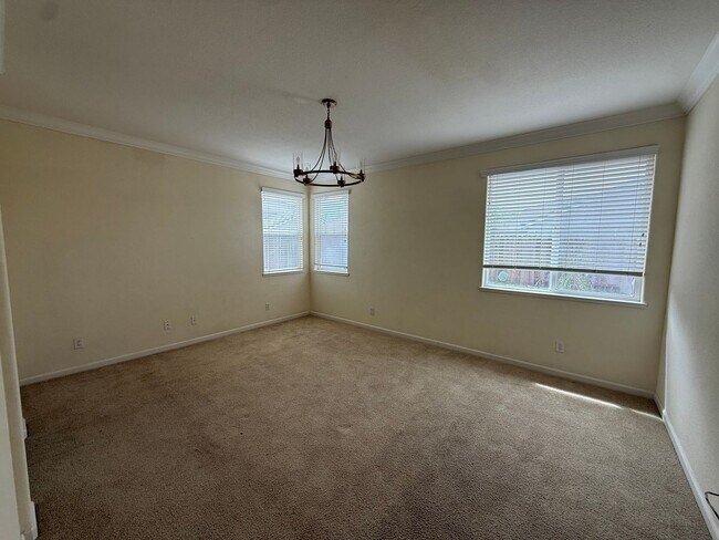 Building Photo - 3 Bed| 2 Bath | 1660 SF | Single Story | Tenant pays $175 monthly for WS&G
