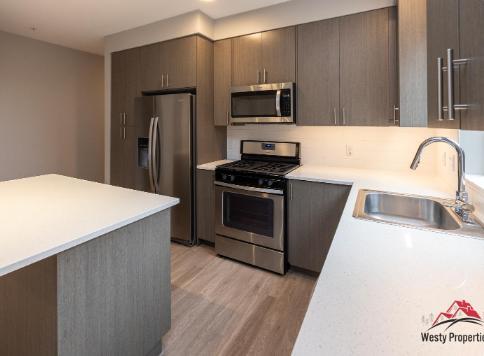 Building Photo - 110 N Blandena St