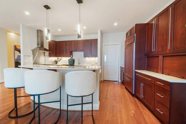 Building Photo - 1 Roebling Wy