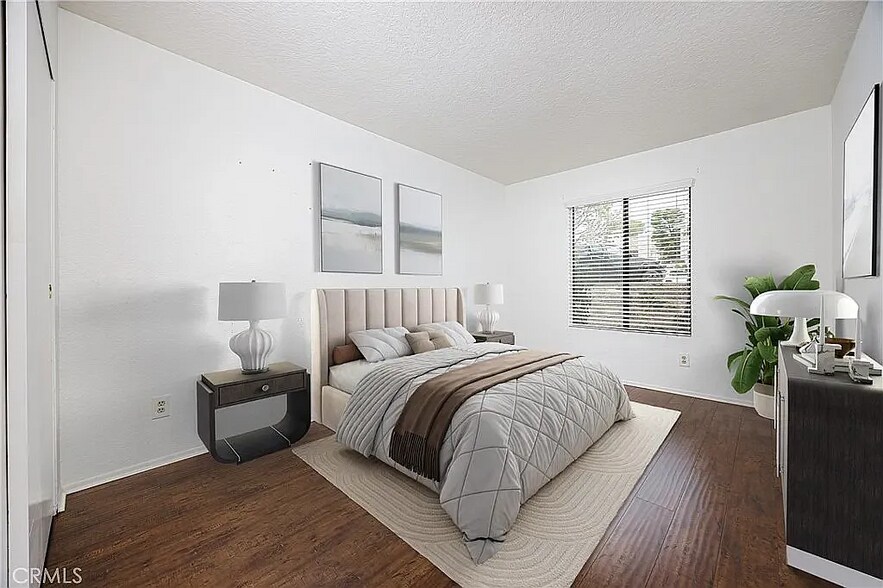 Building Photo - 25644 Mont Pointe