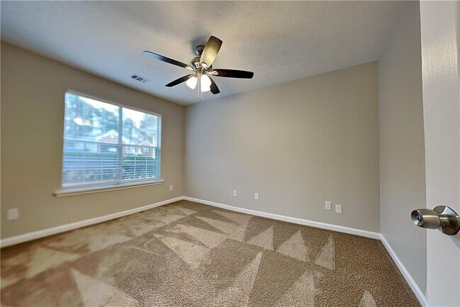 Building Photo - 1280 Waterwood Dr