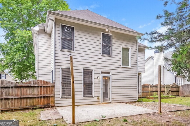 Building Photo - 226 Elmbrook Ln