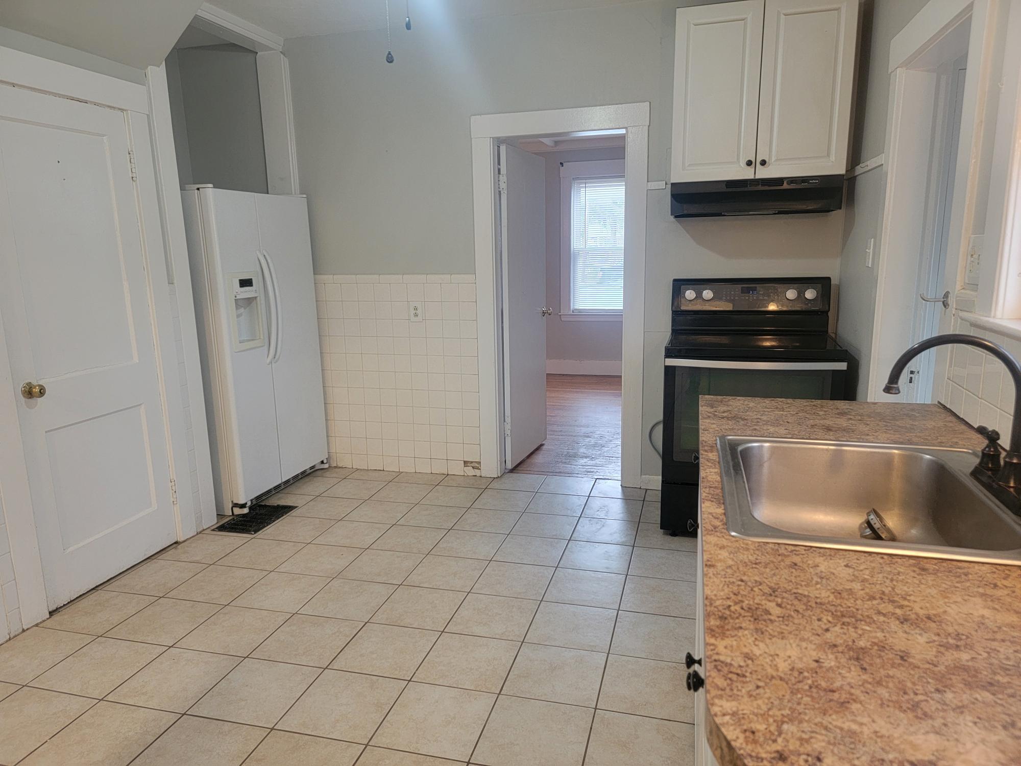 Building Photo - 1054 Washington St