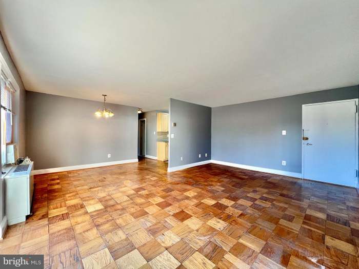 Building Photo - 1009 Chillum Rd