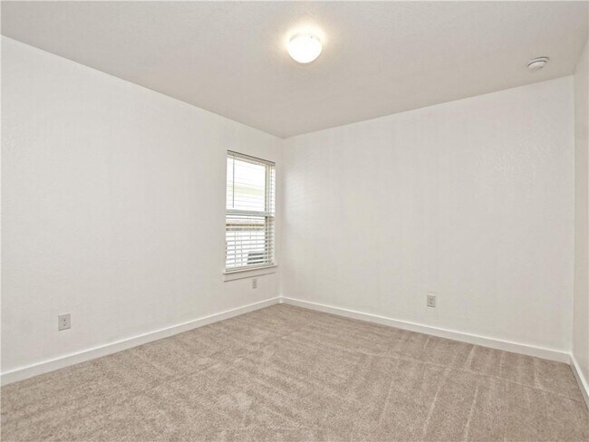 Building Photo - 116 Nogalito Wy