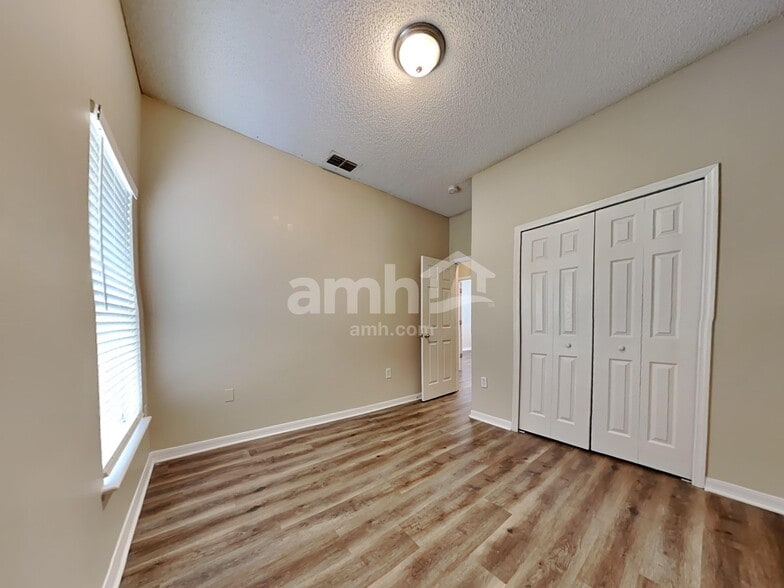 Building Photo - 8881 Shindler Crossing Dr