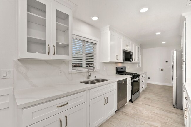 Building Photo - Charming 3-Bedroom Bungalow with Solar and 2-Car Garage