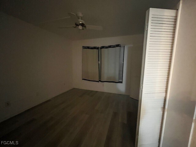 Building Photo - 12498 Riverside Dr