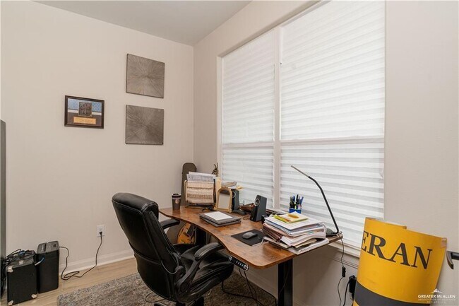 Building Photo - 25 Xavier Ave