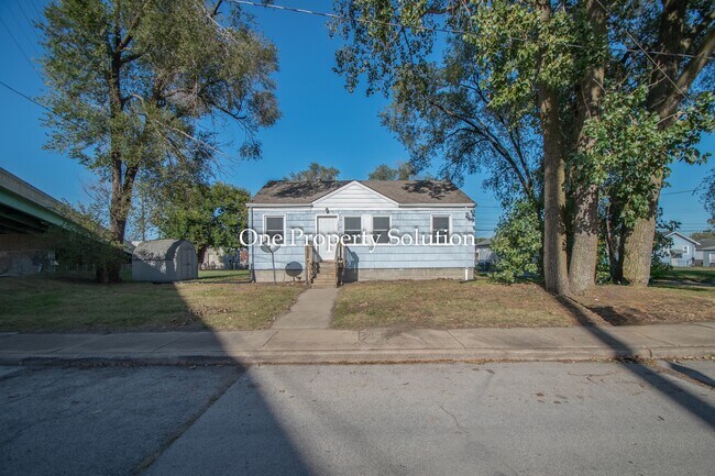 Building Photo - 1209 Logan St