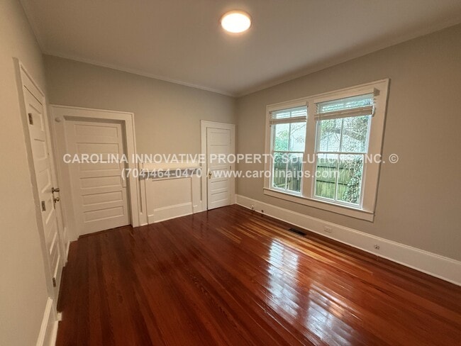 Building Photo - 363 Ebenezer Ave