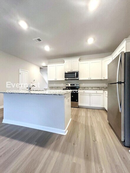 Building Photo - 2104 Willow Gln Dr