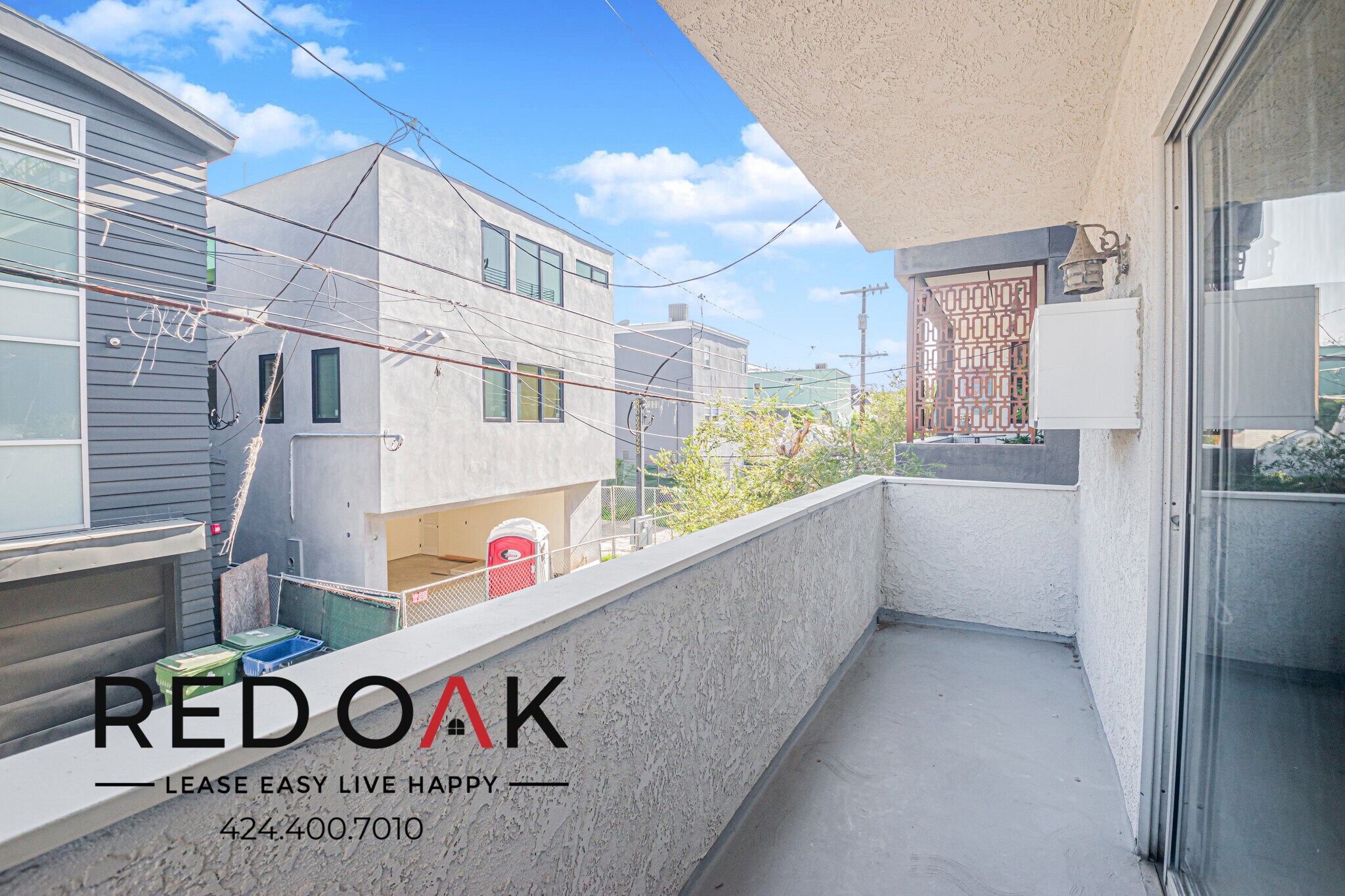 Building Photo - 426 S Venice Blvd