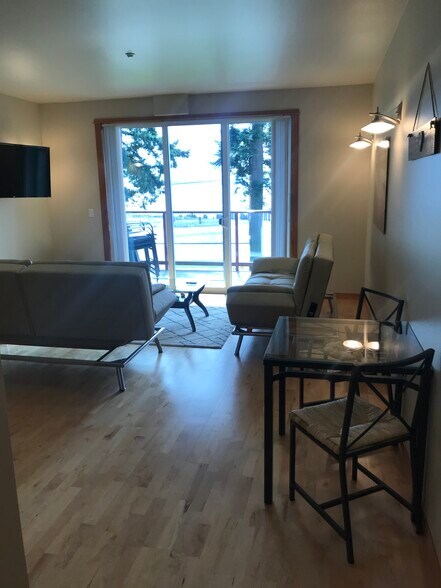 Building Photo - 7714 Birch Bay Dr