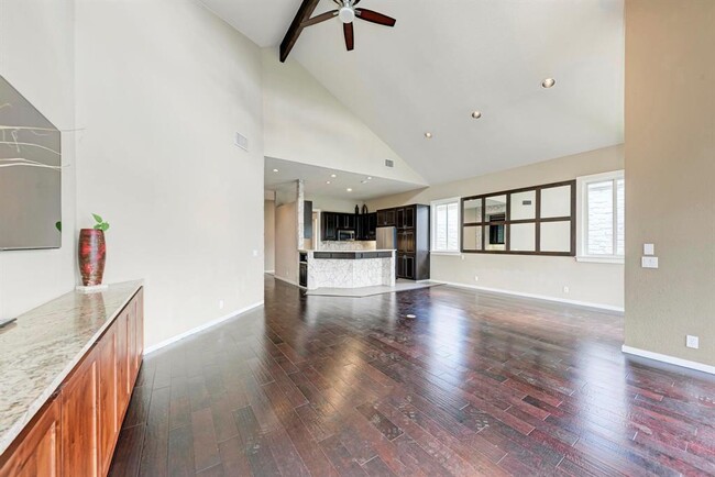 Building Photo - 146 Double Eagle Dr