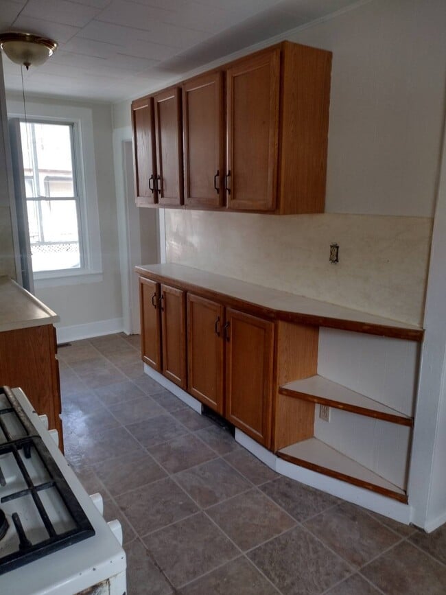 Building Photo - 249 First St