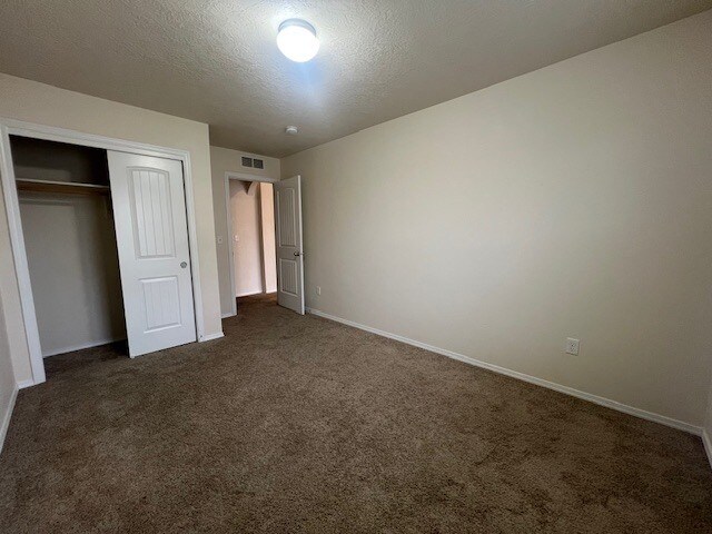 Building Photo - 3 Bed 2 Bath House in Nampa!