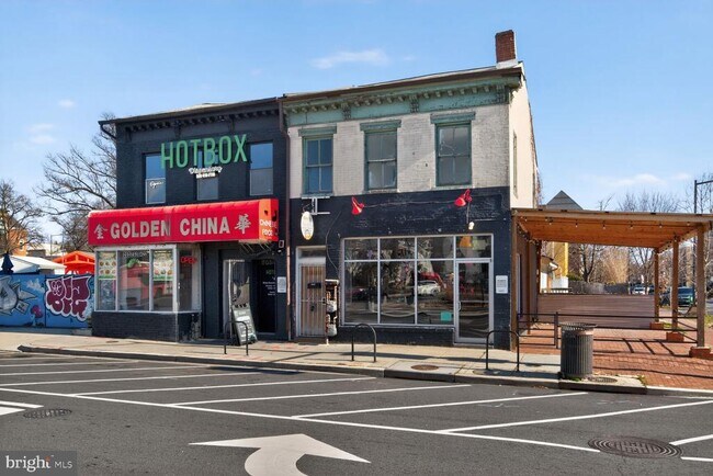 Building Photo - 1701 6th St NW