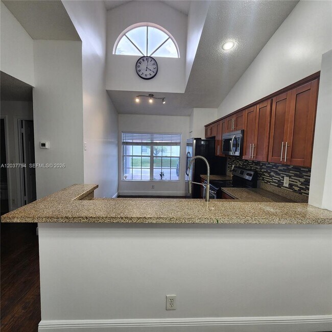 Building Photo - 10180 Fanfare Dr