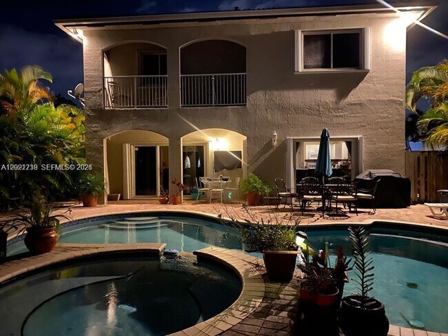 Building Photo - 13553 SW 124th Avenue Rd