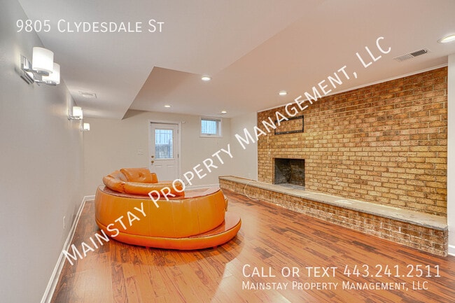 Building Photo - 9805 Clydesdale St
