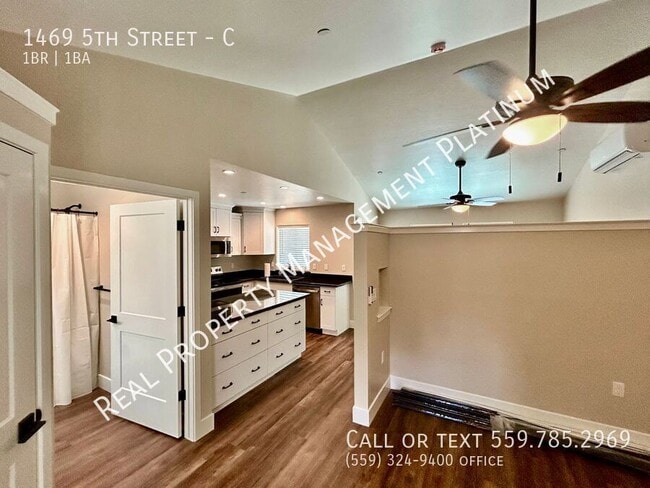 Building Photo - 1469 5th St