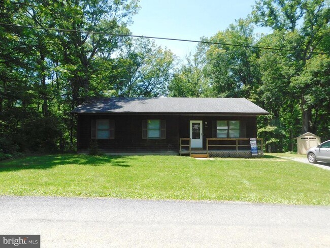 Building Photo - 100 Pinto Trail