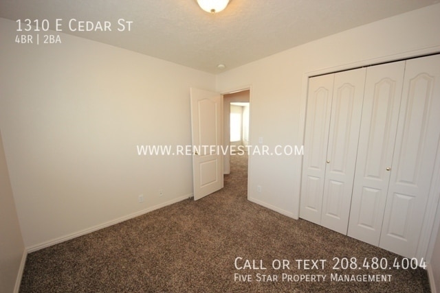 Building Photo - 1310 E Cedar St
