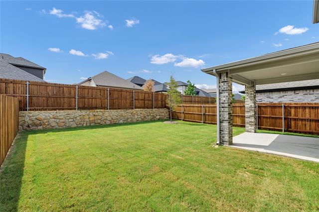 Building Photo - 5202 Bonanza Dr
