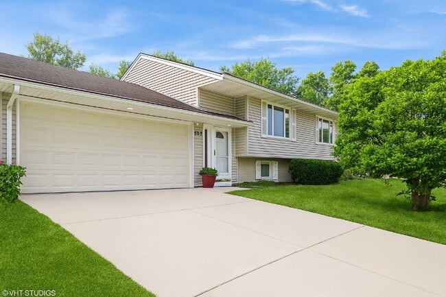 Building Photo - 502 Estate Dr