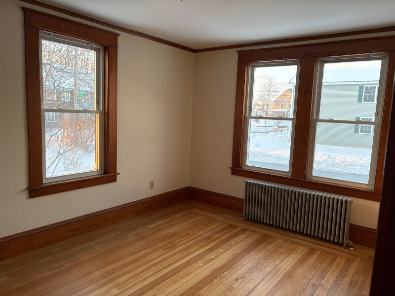 Building Photo - 210 Wayne St