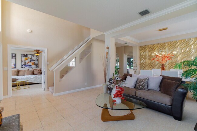 Building Photo - 3887 Hamilton Key