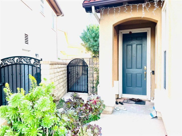 Building Photo - 24336 Caladium Pl