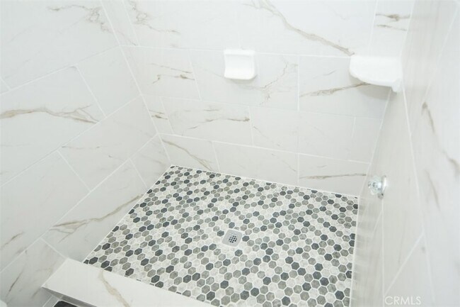 Building Photo - 29 Blue Oak