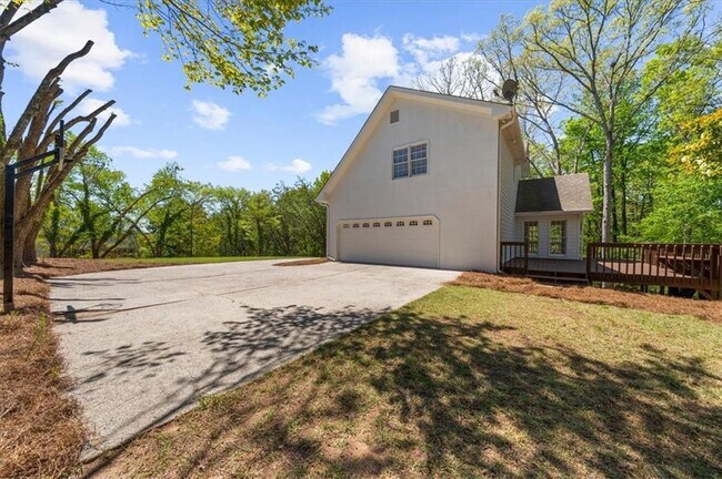 Building Photo - 11215 Highfield Chase Dr