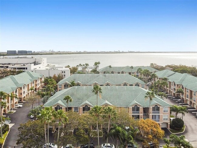Building Photo - 4304 Bay Club Cir