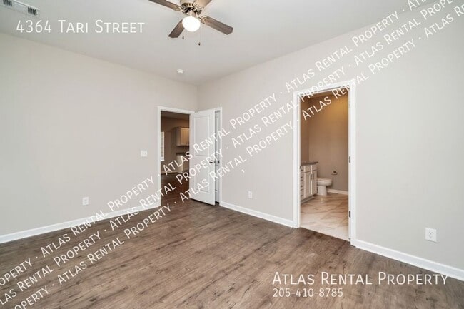 Building Photo - 4364 Tari St