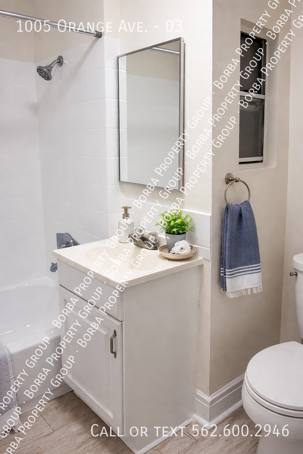 Building Photo - 1005 Orange Ave