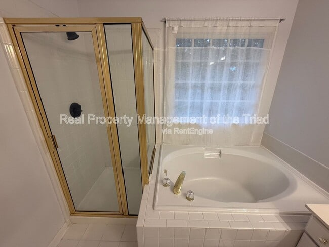 Building Photo - 4210 Shoal Creek Dr