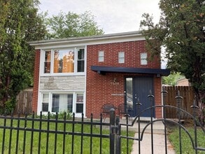 Building Photo - 7358 S Aberdeen St