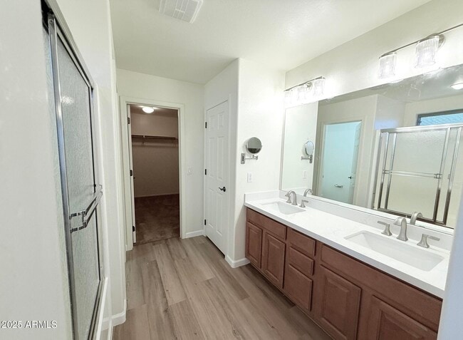 Building Photo - 9021 W Villa Maria Dr