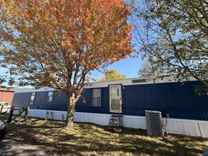 Building Photo - Shared Trailer for Rent – Webb City, MO.
