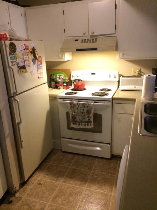 Kitchen - 229 E King St