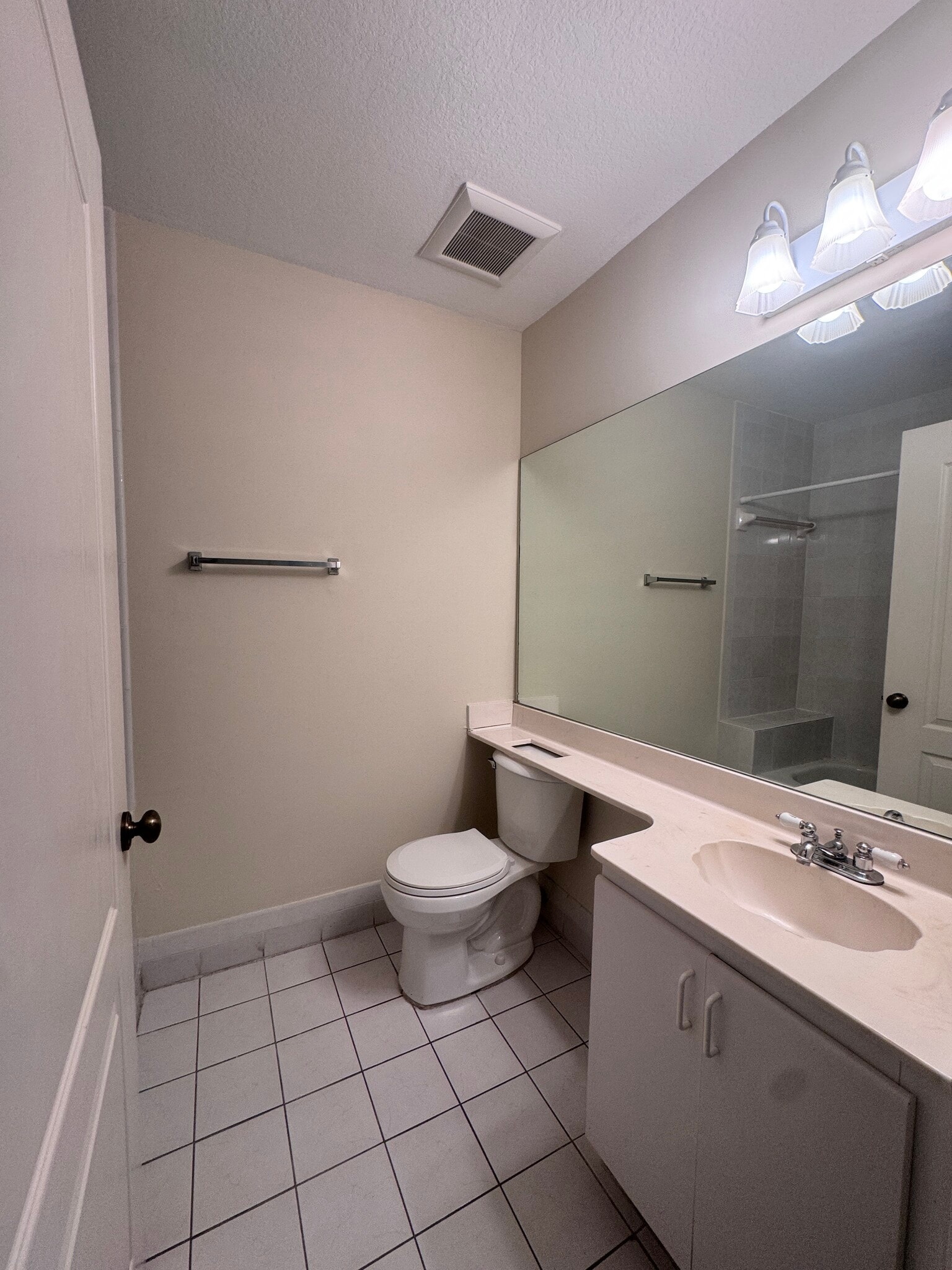 Master Bedroom Bathroom - 12625 SW 91st St